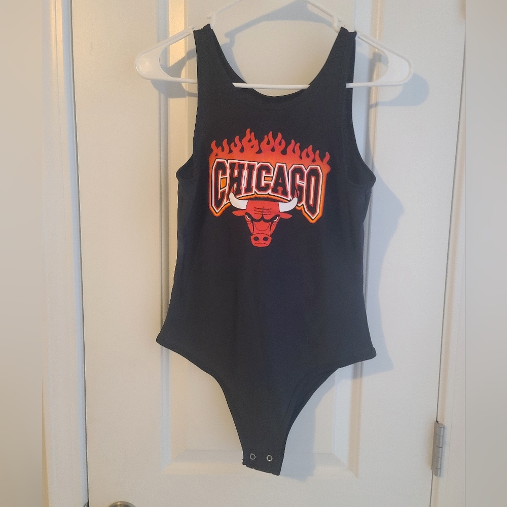 NBA Ultra Game Chicago Bulls Bodysuit Sz M (Ts-E3)